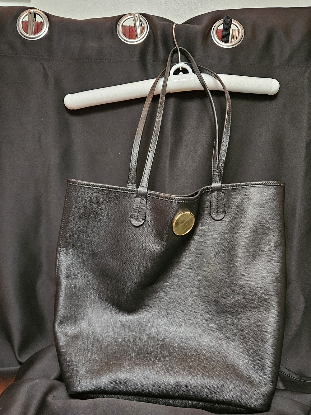 Source Unknown Black Leather Tote with Gold Medallion